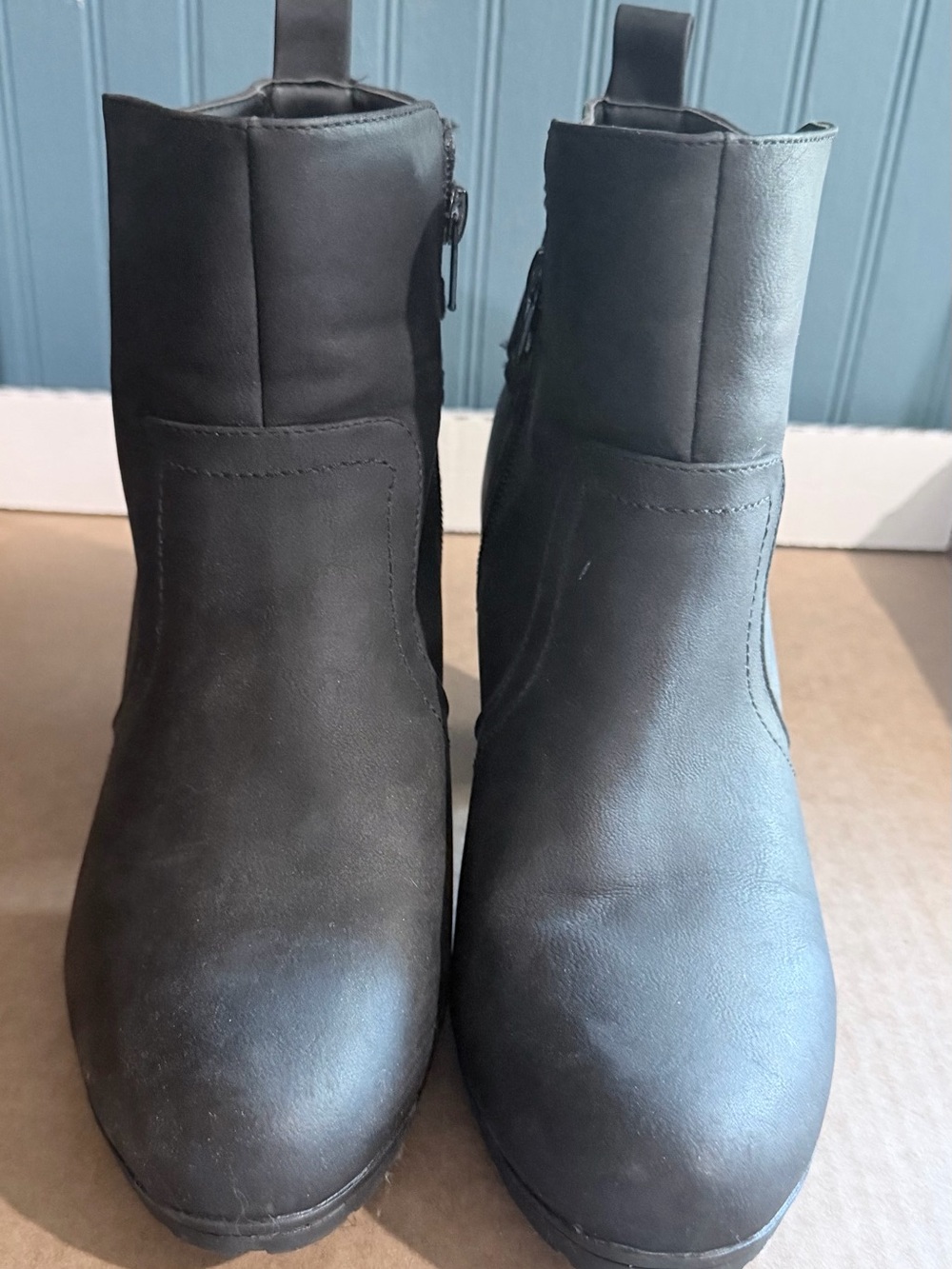 Women's Black Heeled Ankle Boots with Side Zip